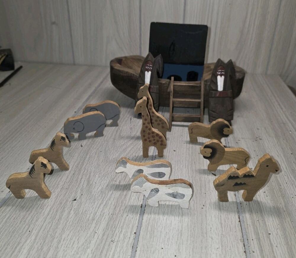 Vtg Hand Crafted Wooden Noah's Ark Set Ark Animals Noah Missing 1 Giraffe W/Box